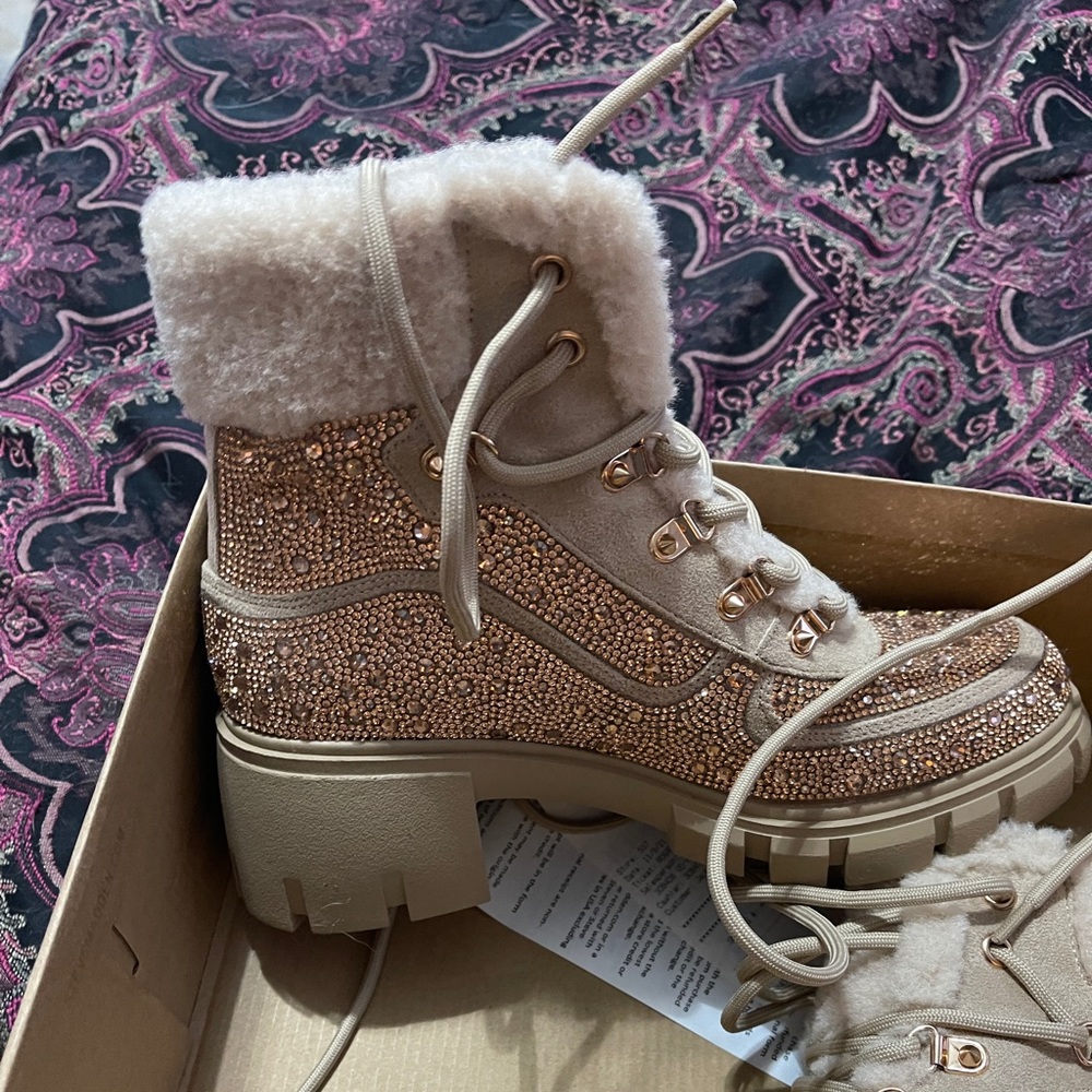 Steve Madden boots